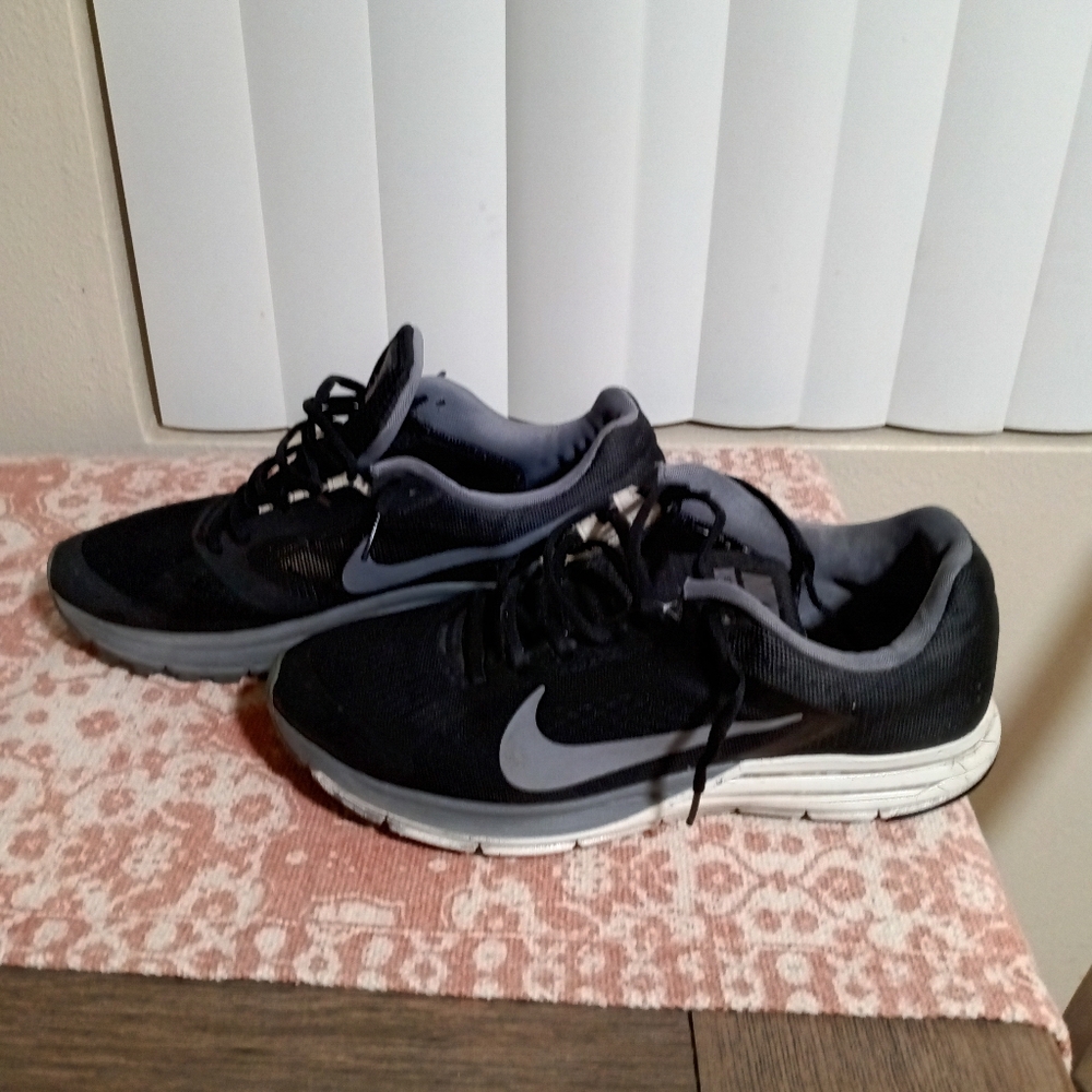 Nike shoes